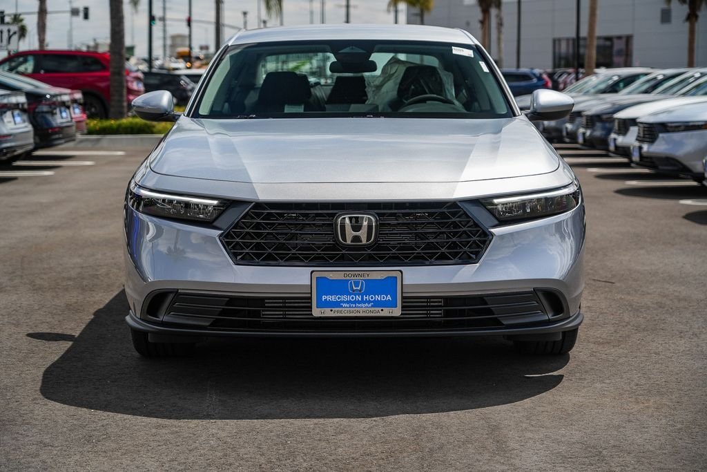 New 2026 Solar Silver Metallic Honda LX image 4