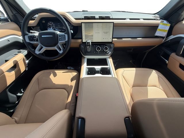New 2026 Fuji White Land Rover X-Dynamic SE image 12