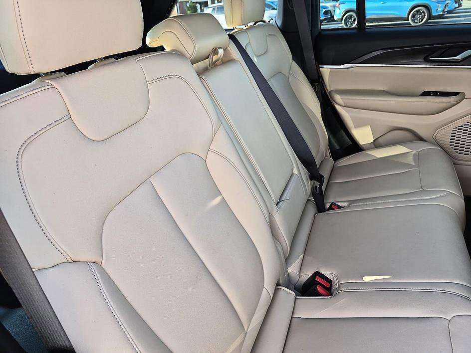Used 2023 Bright White Clearcoat Jeep Limited image 32