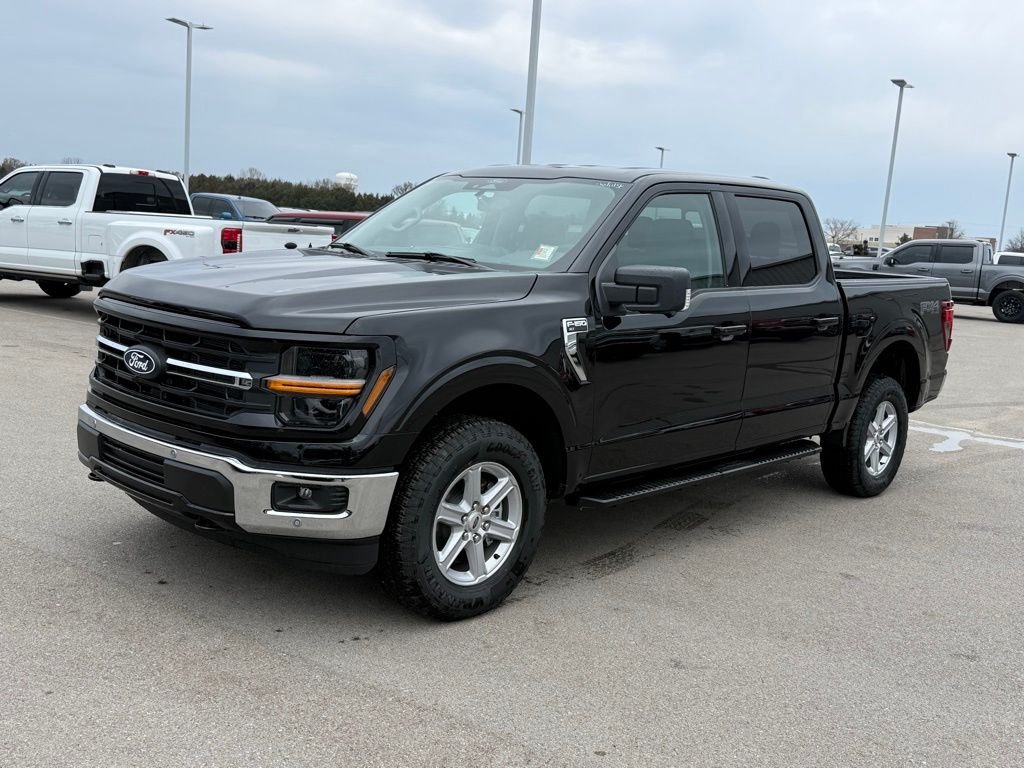 New 2026 Agate Black Metallic Ford XLT image 39