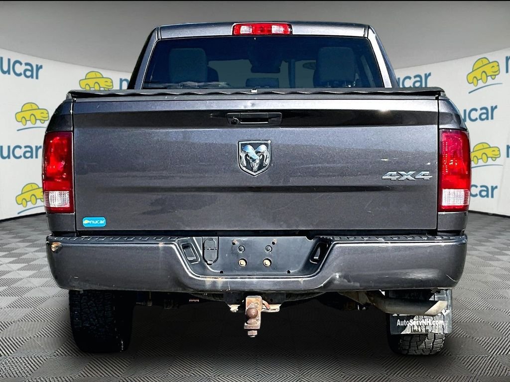 Used 2019 Granite Crystal Metallic Clearcoat Ram Express image 5