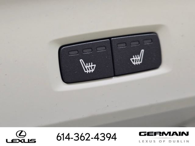Used 2023 Black Volvo T8 Plus Dark Theme image 10
