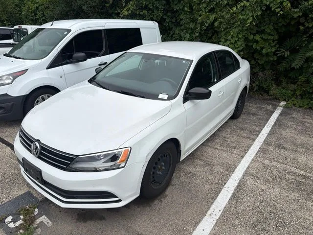 Used 2016 White Volkswagen 1.4T S image 15
