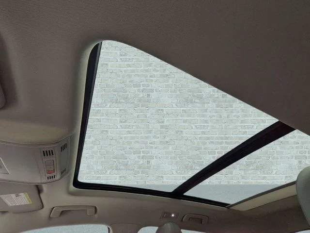 Used 2024 White Volkswagen 1.5T SE image 20