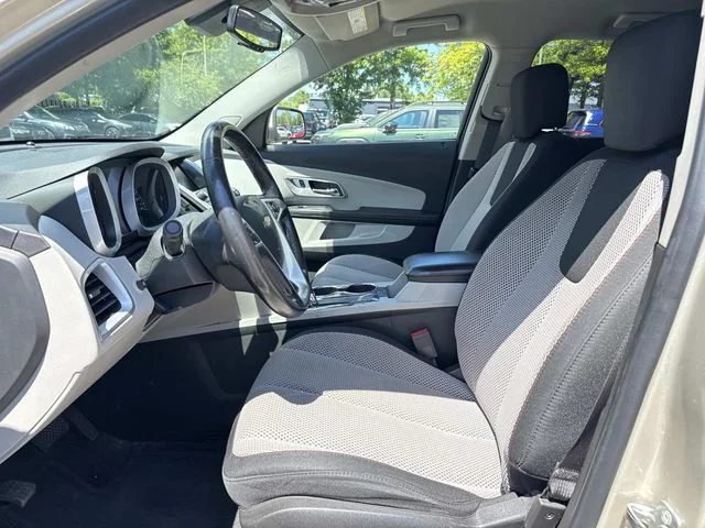 Used 2016 Gold Chevrolet LT image 13