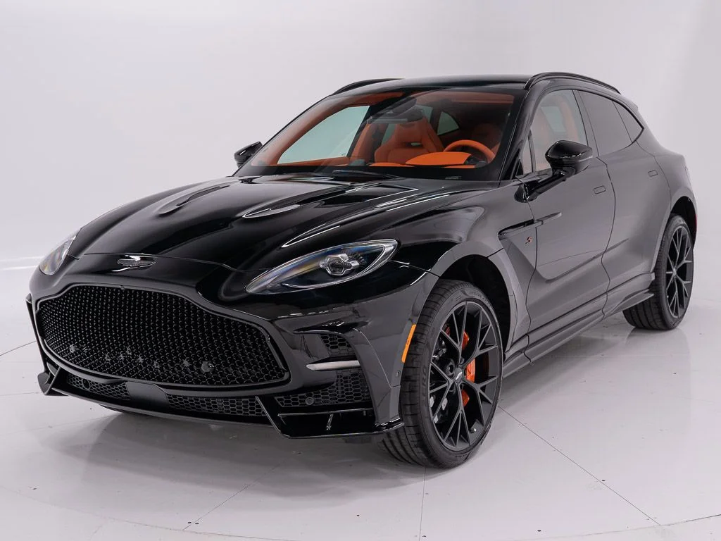 2026 Aston Martin DBX