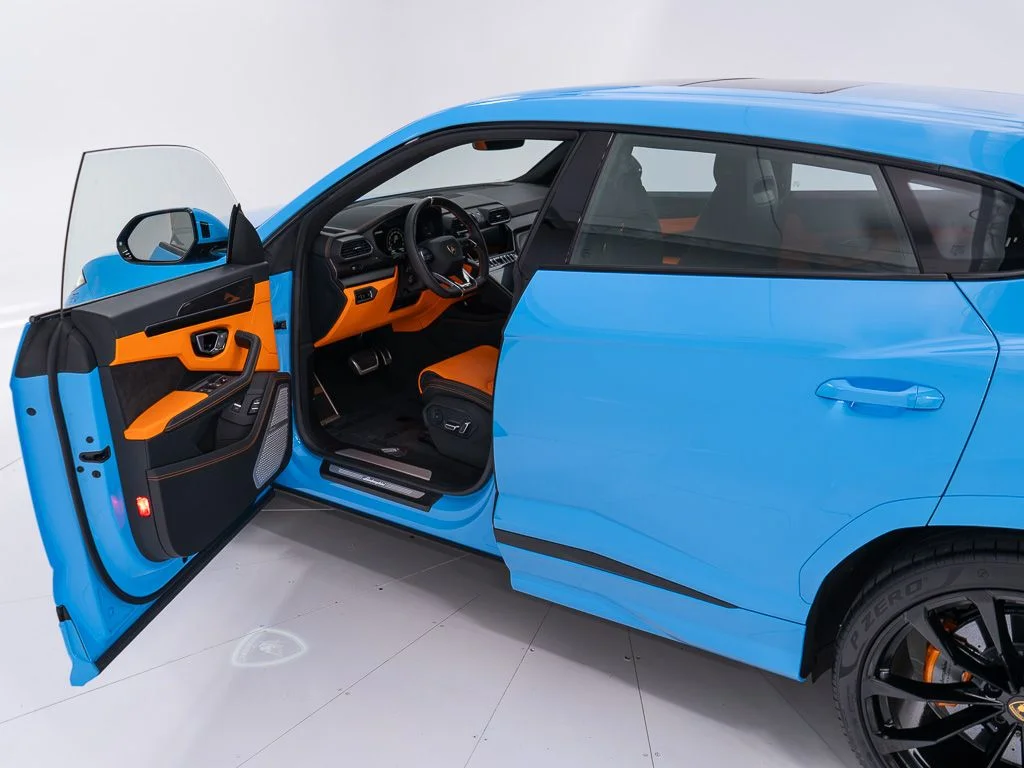 Used 2022 Blu Cepheus Lamborghini  image 9