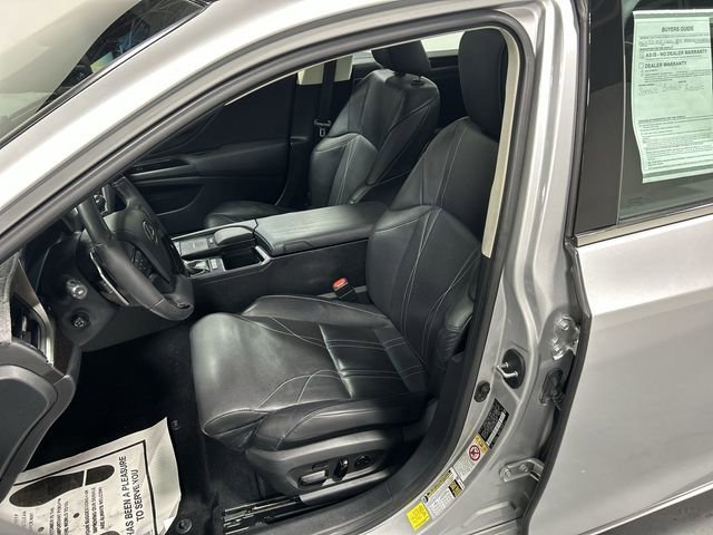 Used 2019 Silver Lexus ES 350 image 11