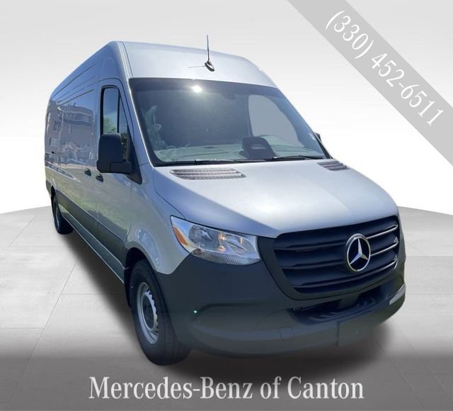 New 2025  Mercedes-Benz Cargo 170 WB image 1