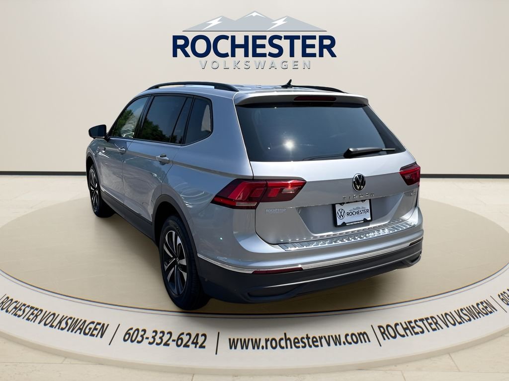 Used 2023 Silver Metallic Volkswagen 2.0T S image 4