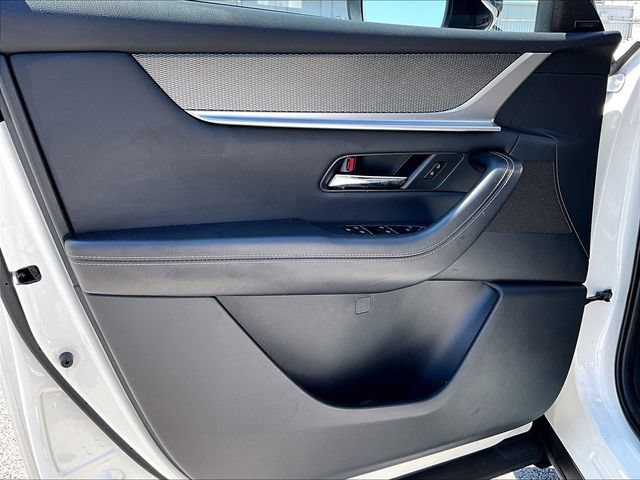 Used 2025 Rhodium White Pre Mazda Premium Plus Package image 9