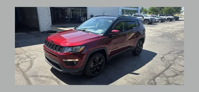 2021 Jeep Compass Altitude 4WD photo
