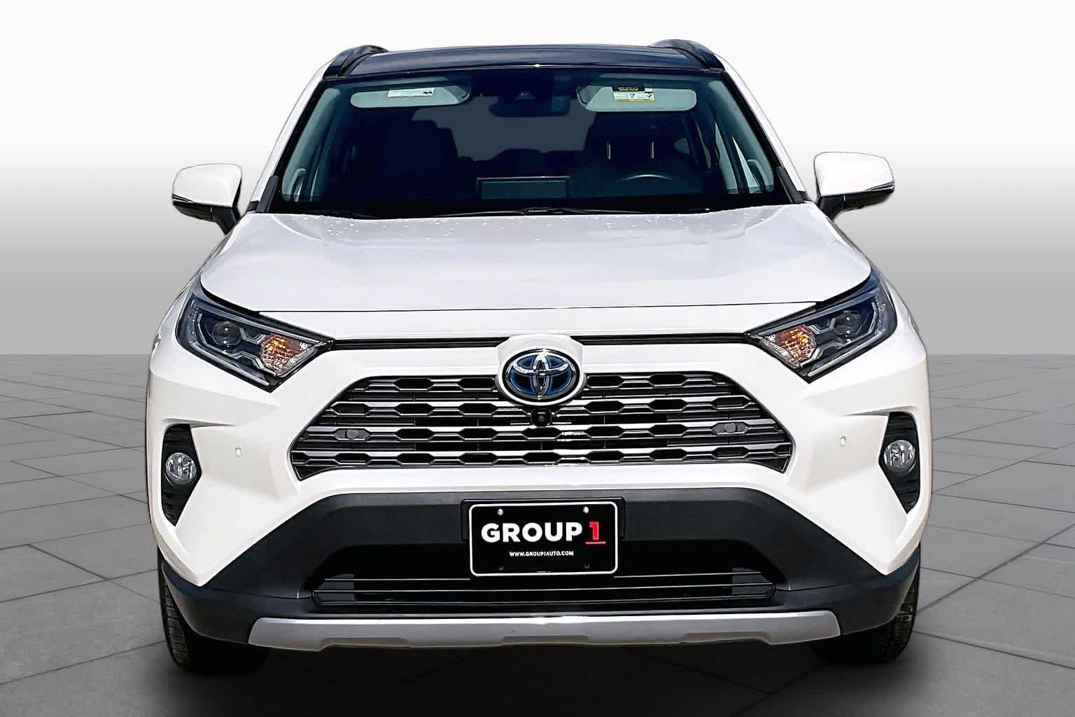Used 2021 Blizzard Pearl Toyota Hybrid Limited image 4