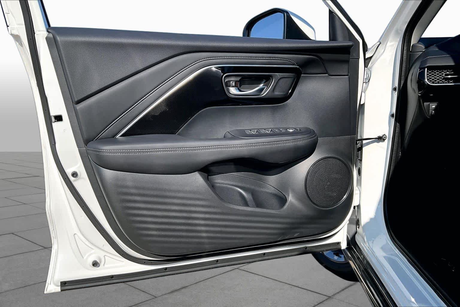 New 2026 Platinum White Pearl Acura  image 10