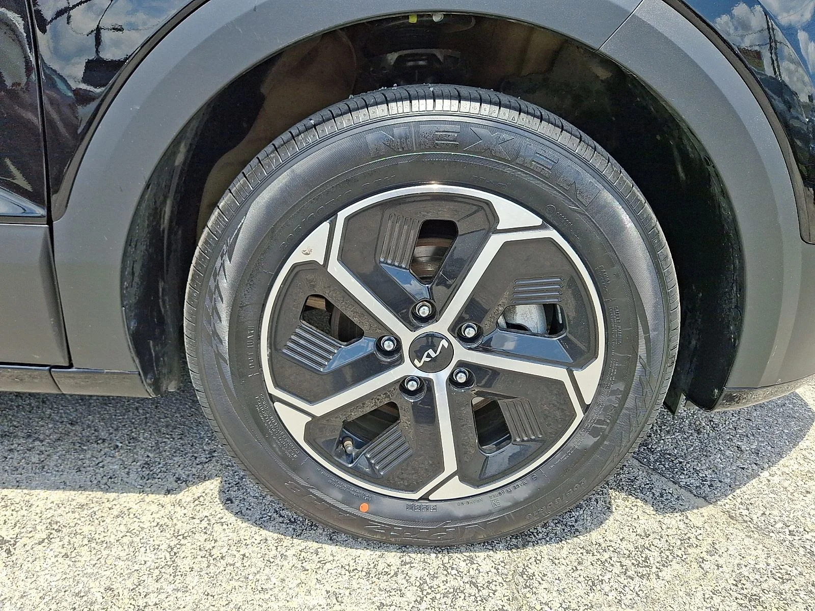 Certified Used 2023 Black Kia EX image 9