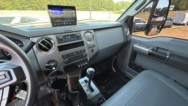 Used 2022  Ford NA image 25