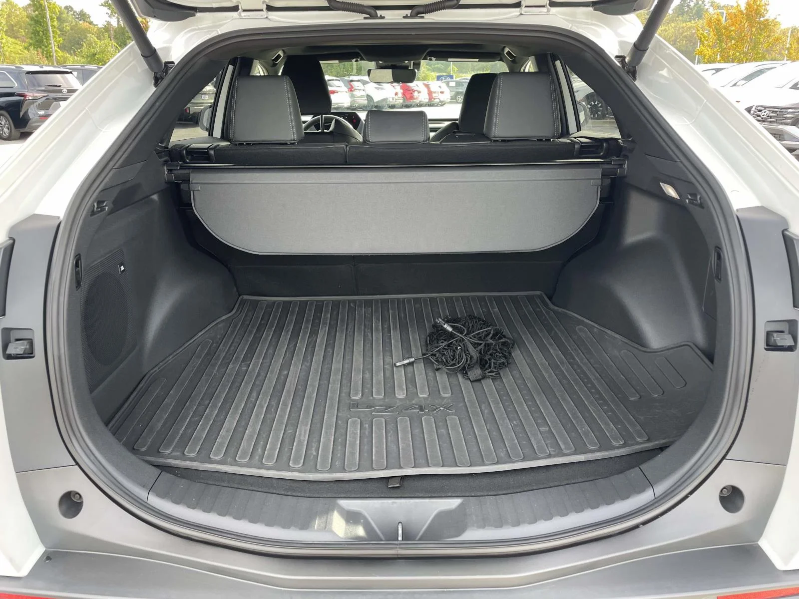 Used 2023 Wind Chill Pearl Toyota Limited image 29