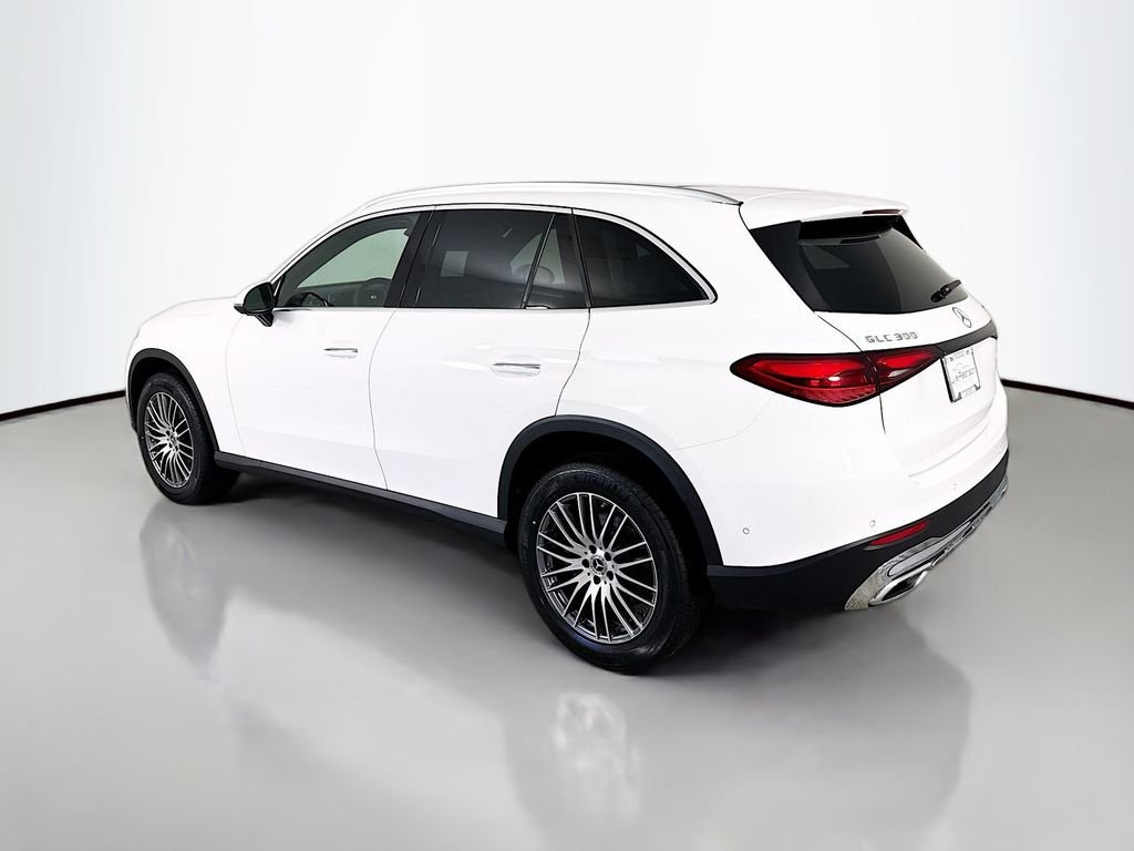 New 2026 Polar White Mercedes-Benz GLC 300 image 3