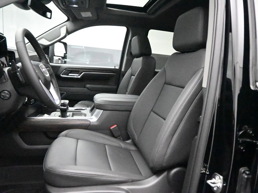New 2026 Onyx Black GMC SLT image 10