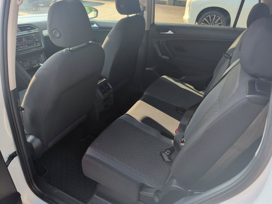 Used 2019 Pure White Volkswagen S image 9