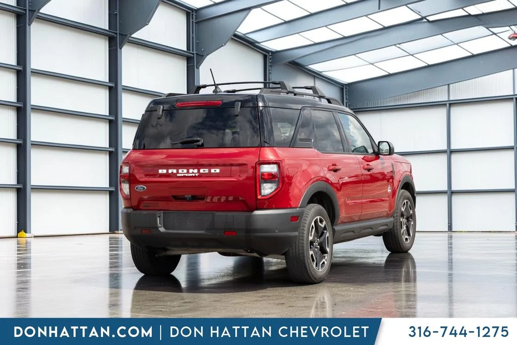 Used 2021 Red Ford Outer Banks image 23