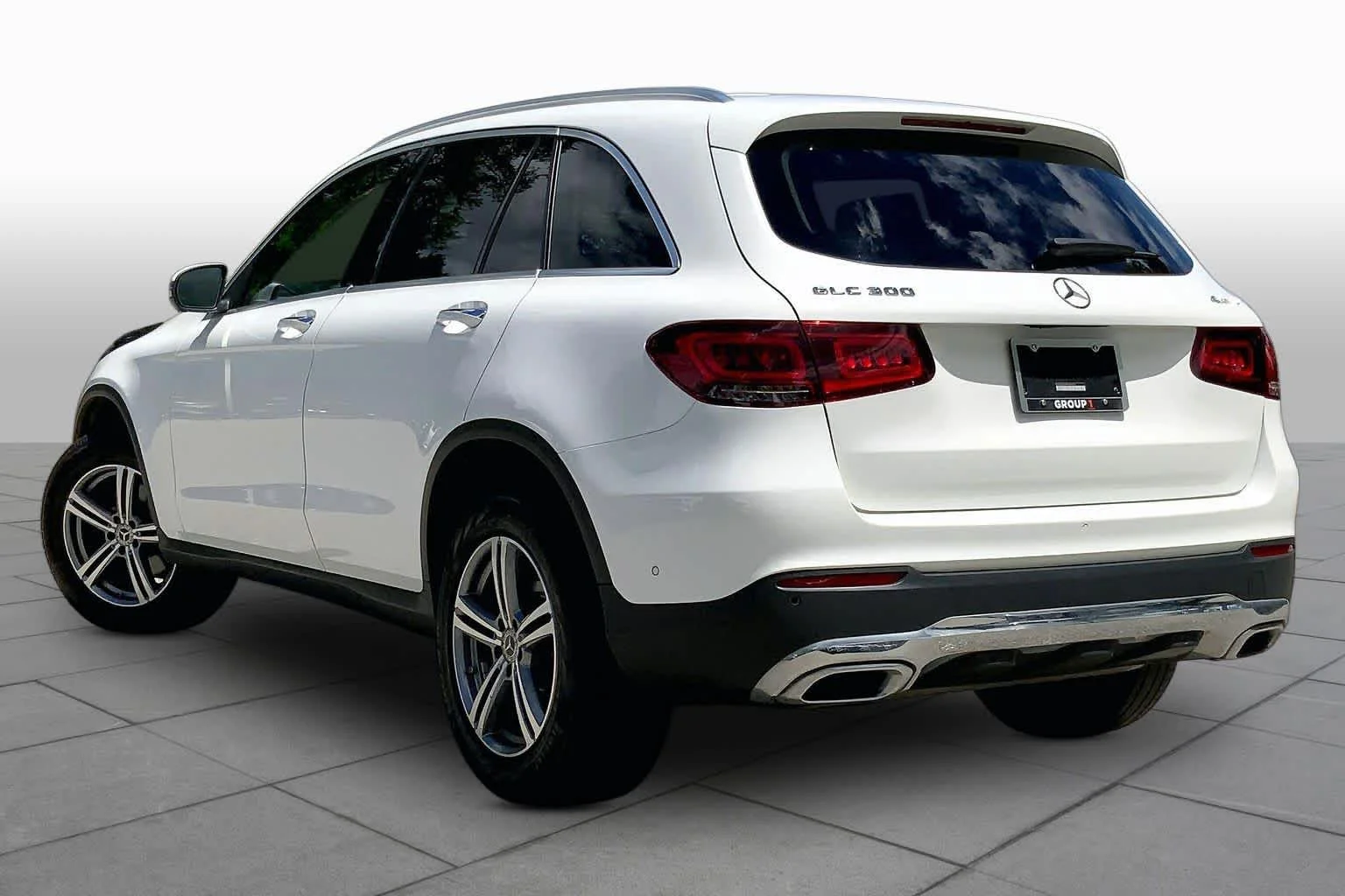 Certified Used 2022 Polar White Mercedes-Benz GLC 300 image 12