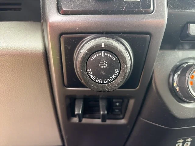 Used 2017 Gray Ford XLT image 20