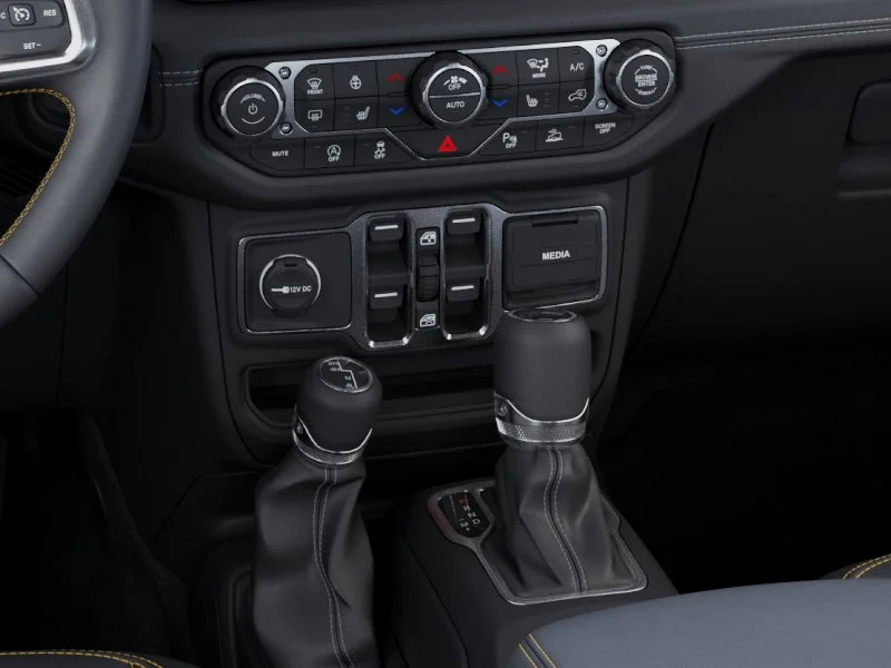 2025 Jeep Wrangler 4-Door Sahara - Photo 49