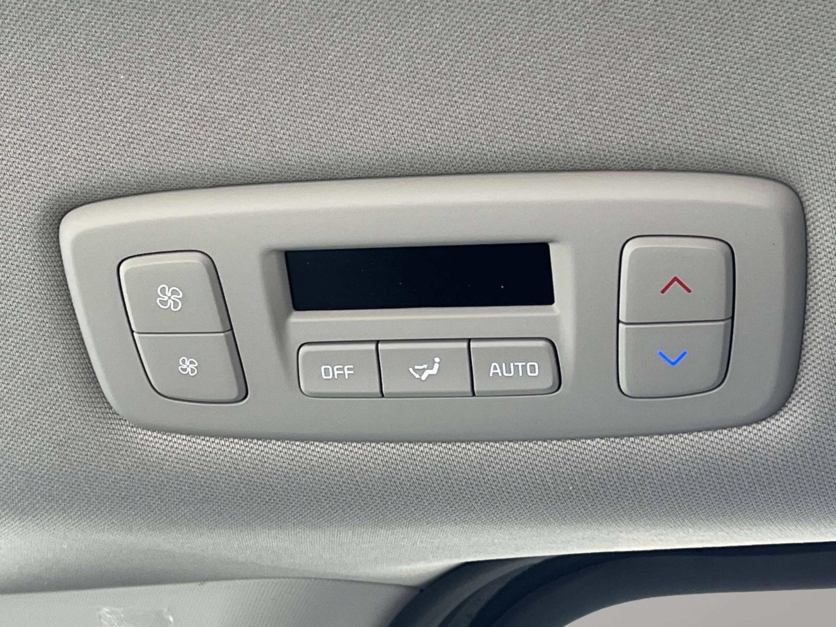 New 2026 Deep Chroma Blue Kia EX image 20