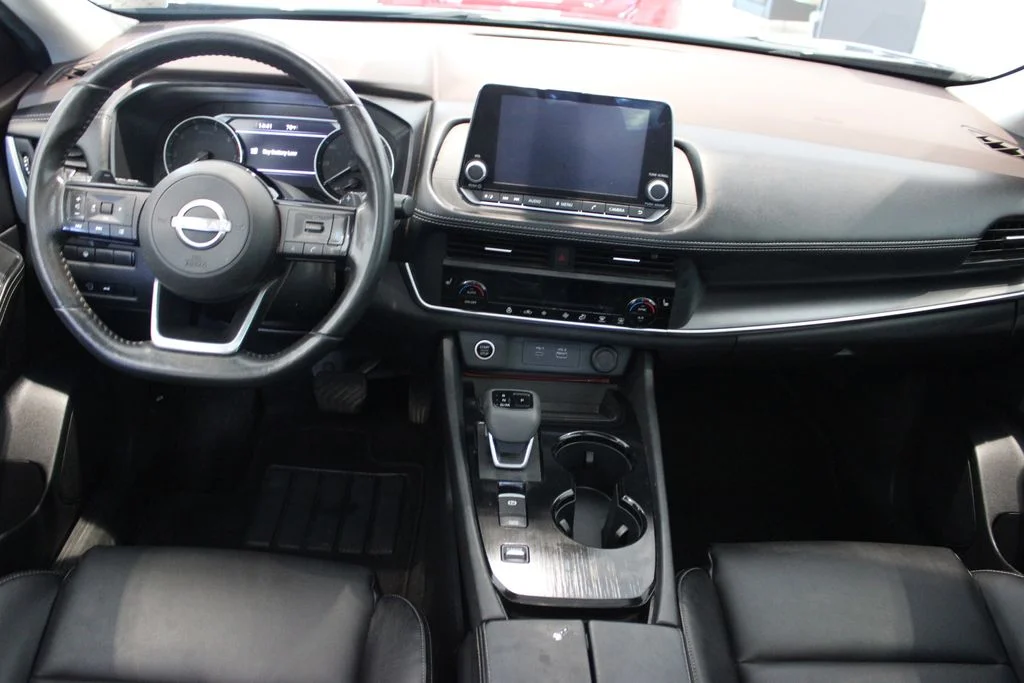 Used 2023 Black Nissan SV image 7