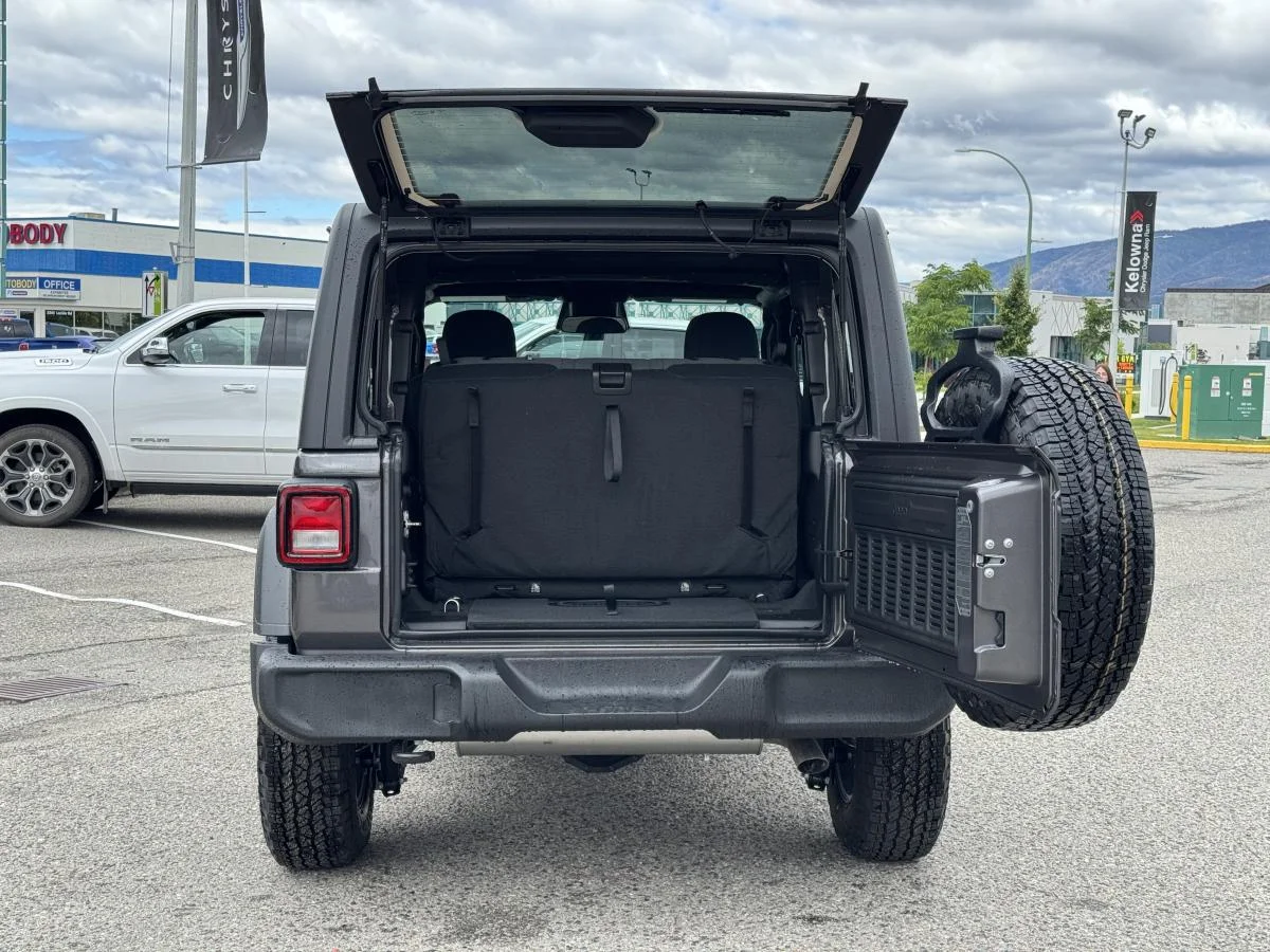New 2026 Dark blue Jeep Sport S image 7