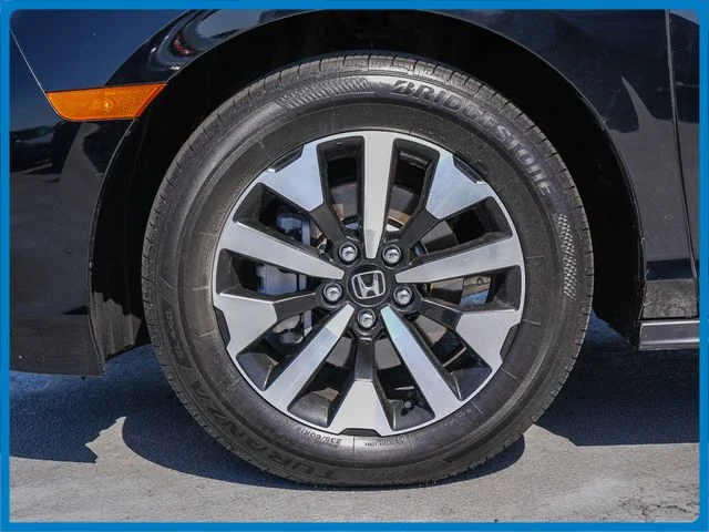 Certified Used 2025 Black Honda EX-L image 14