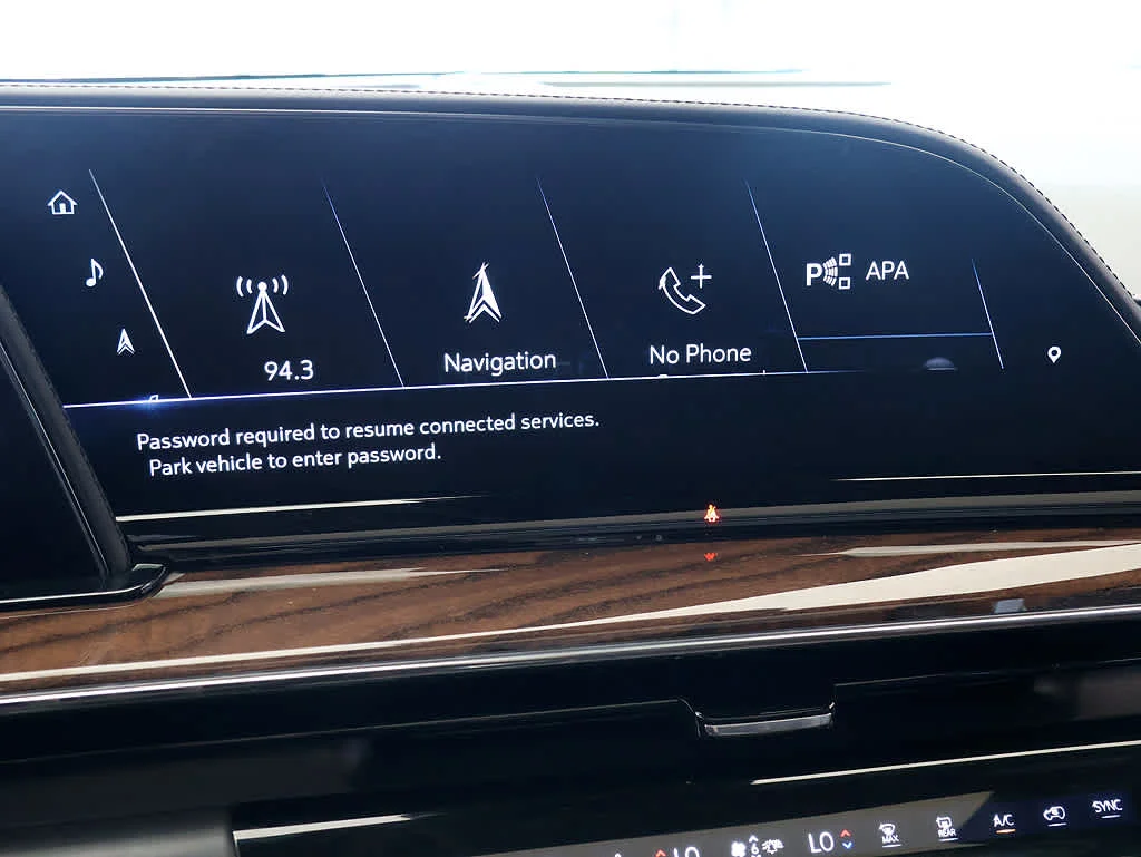 Used 2021 BLACK RAVEN Cadillac Sport Platinum image 19