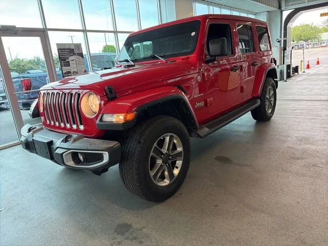 Used 2021 Firecracker Red Jeep Unlimited Sahara image 11