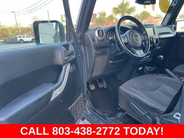 Used 2016 Black Jeep Unlimited Rubicon image 4