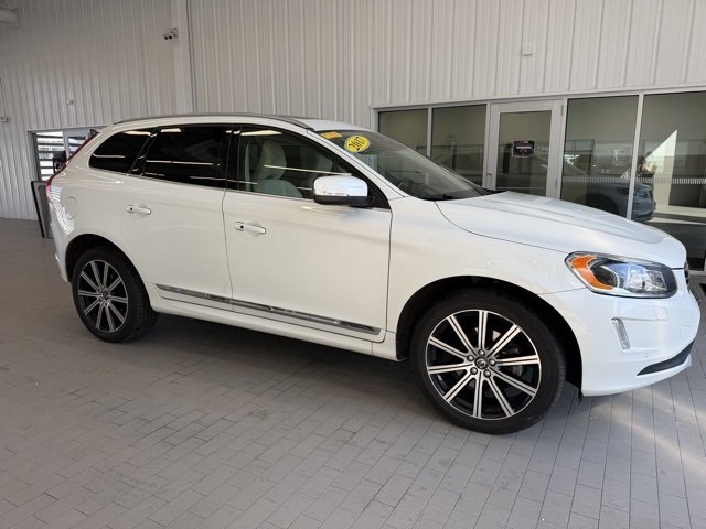 2017 Volvo XC60 T6 Inscription