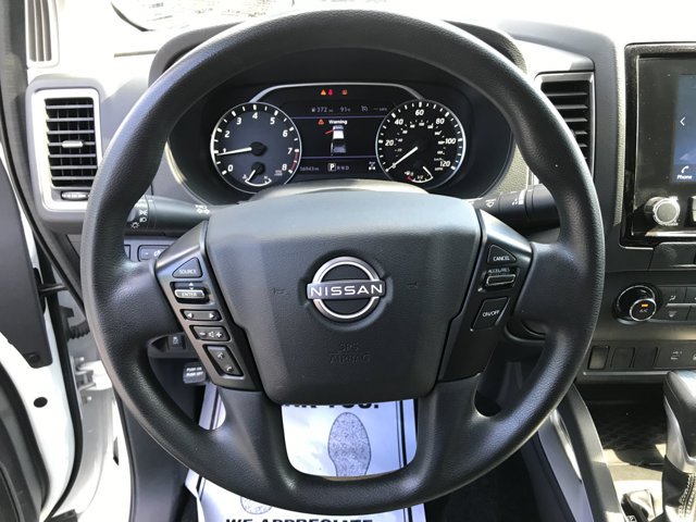 Used 2022 Glacier White Nissan SV image 13