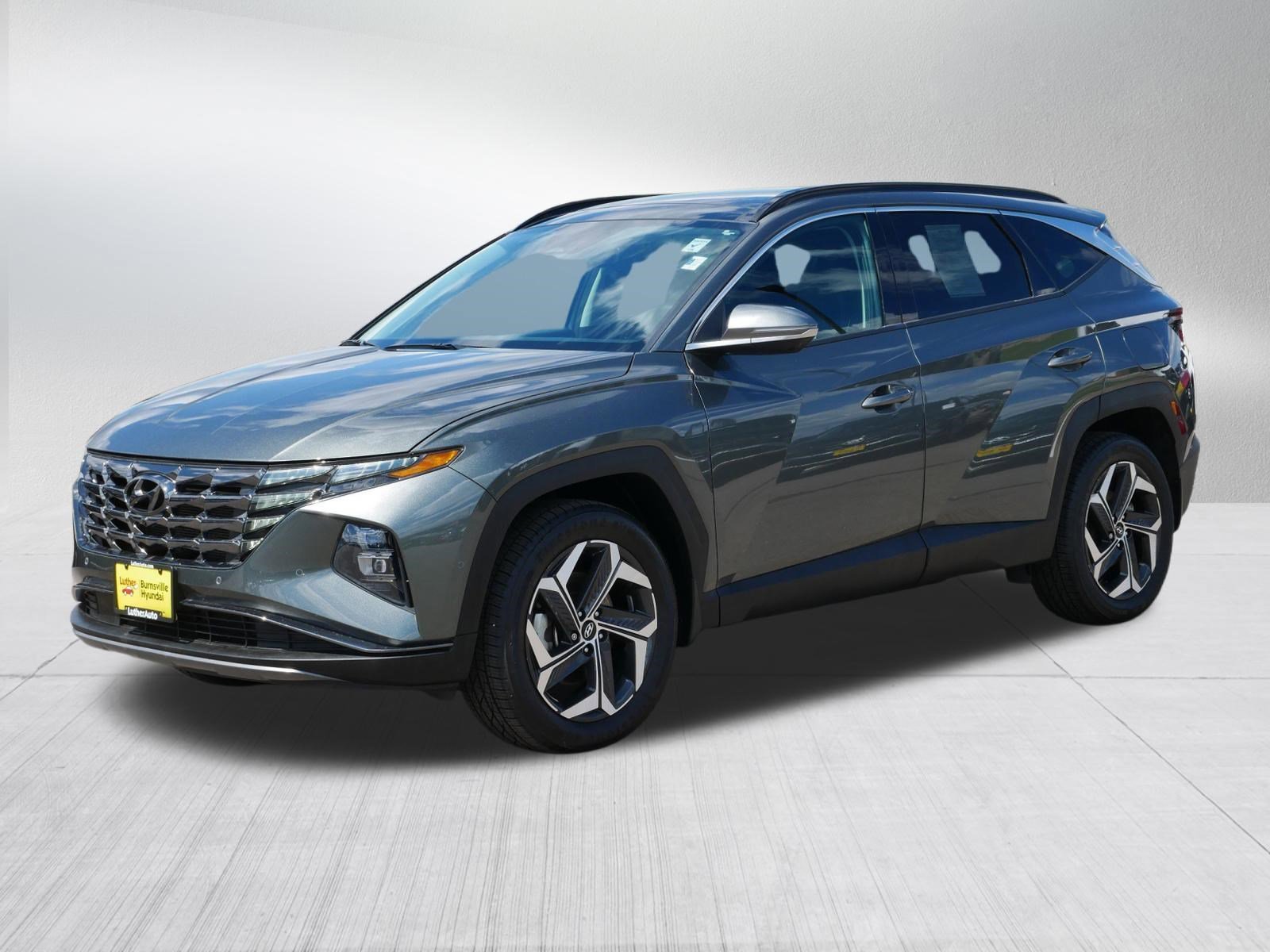 Certified Used 2023 Amazon Gray Hyundai Limited image 3
