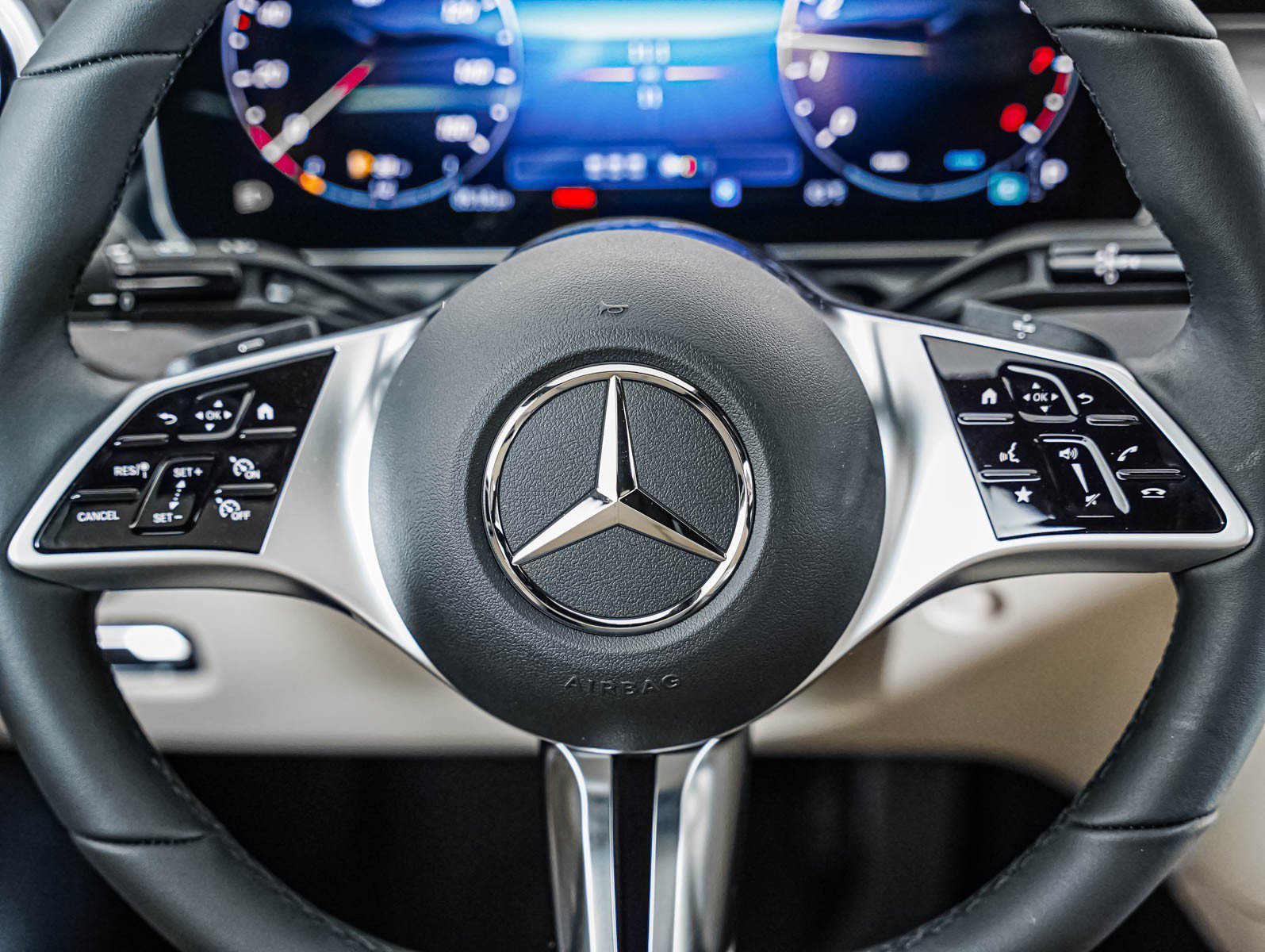 New 2026 Polar White Mercedes-Benz C 300 image 15