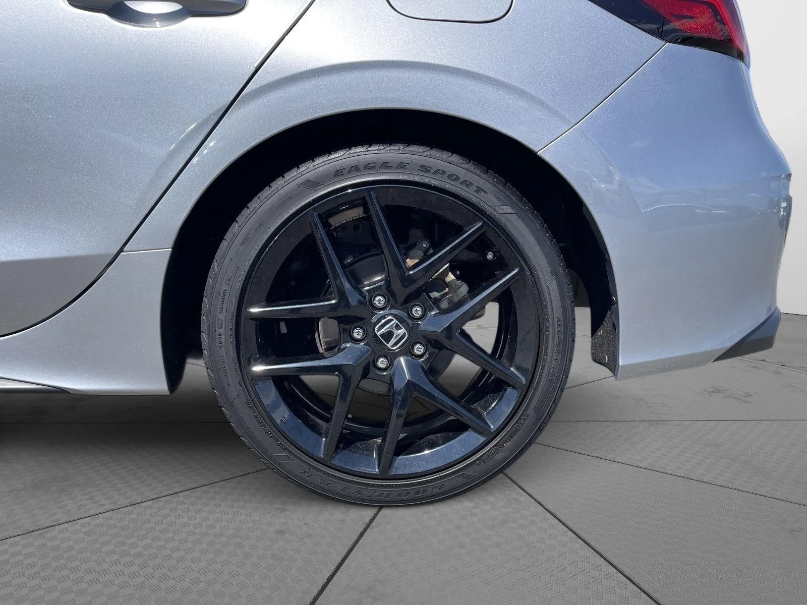 Used 2023 Lunar Silver Metallic Honda Sport image 23