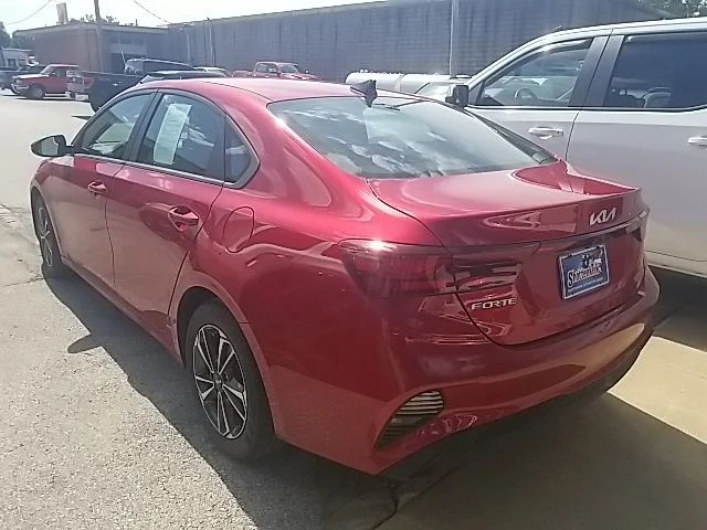 Certified Used 2024 Red Kia LXS image 14