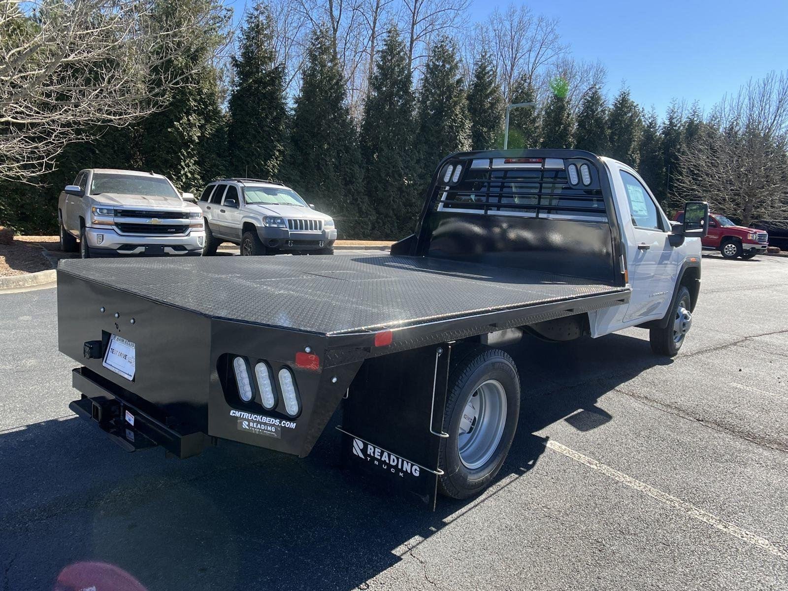 New 2025 Summit White GMC Pro image 7