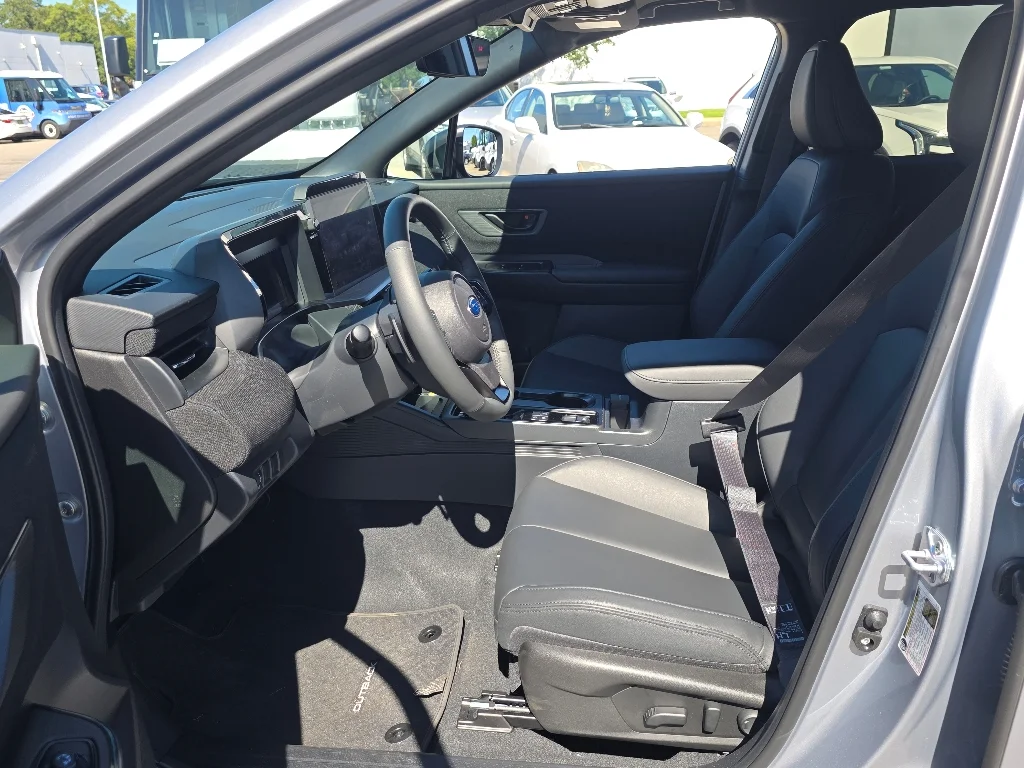 Used 2026 Ice Silver Metallic Subaru Premium image 33