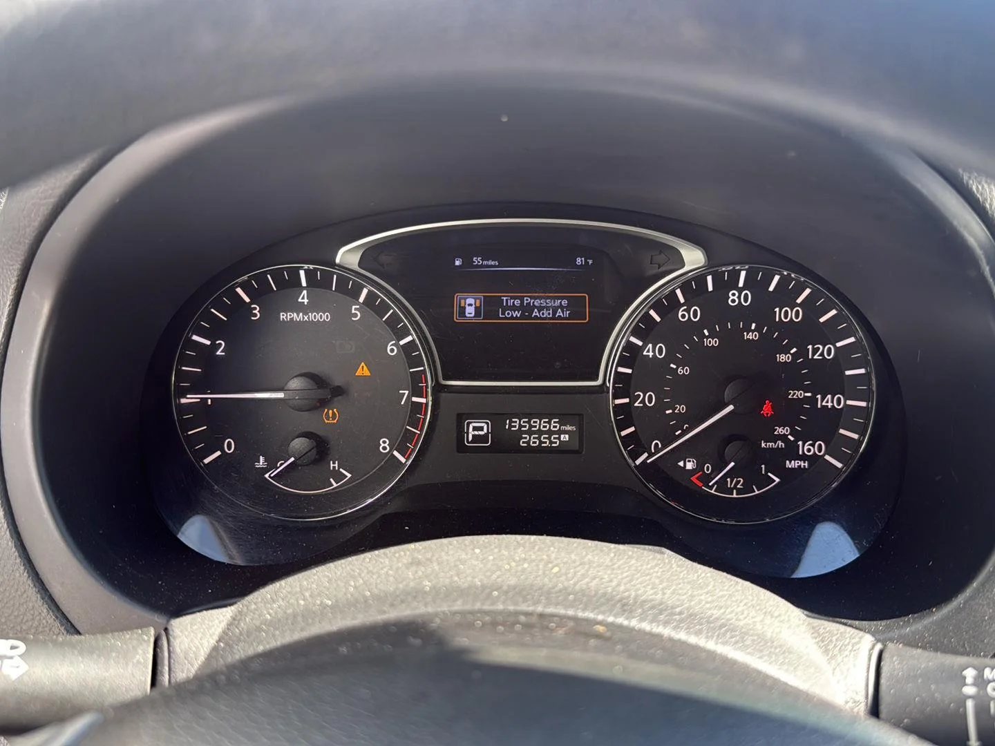 Used 2014 Gun Metallic Nissan 2.5 S image 9