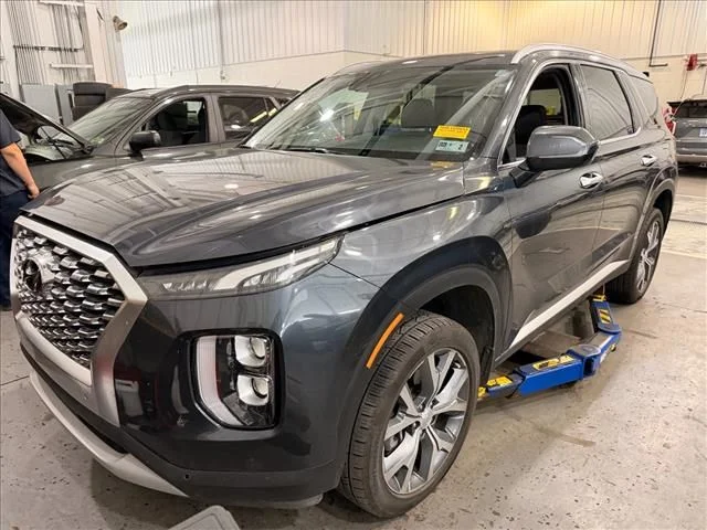 Used 2020 Gray Hyundai SEL image 2
