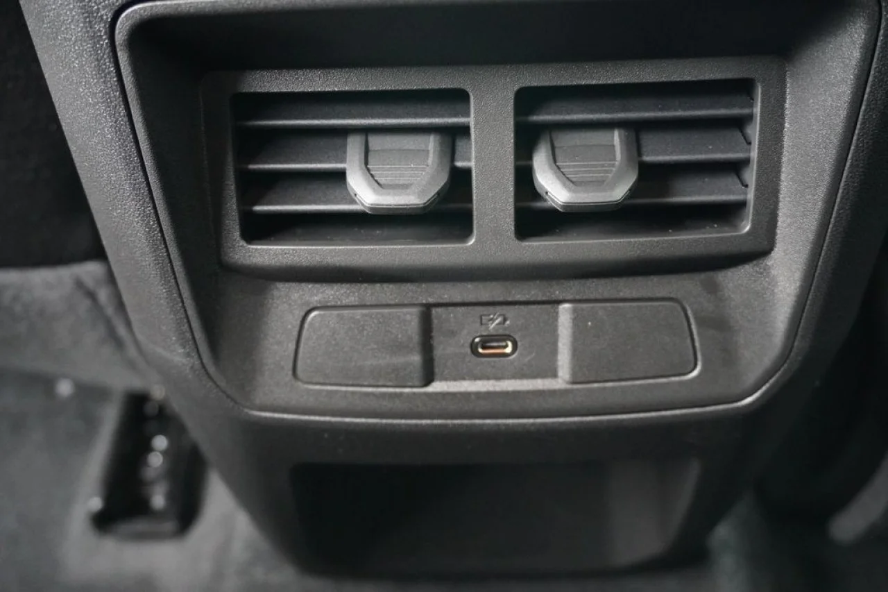 2026 Chevrolet Colorado LT - Photo 25