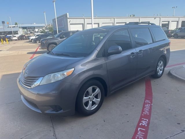 2015 Toyota Sienna LE