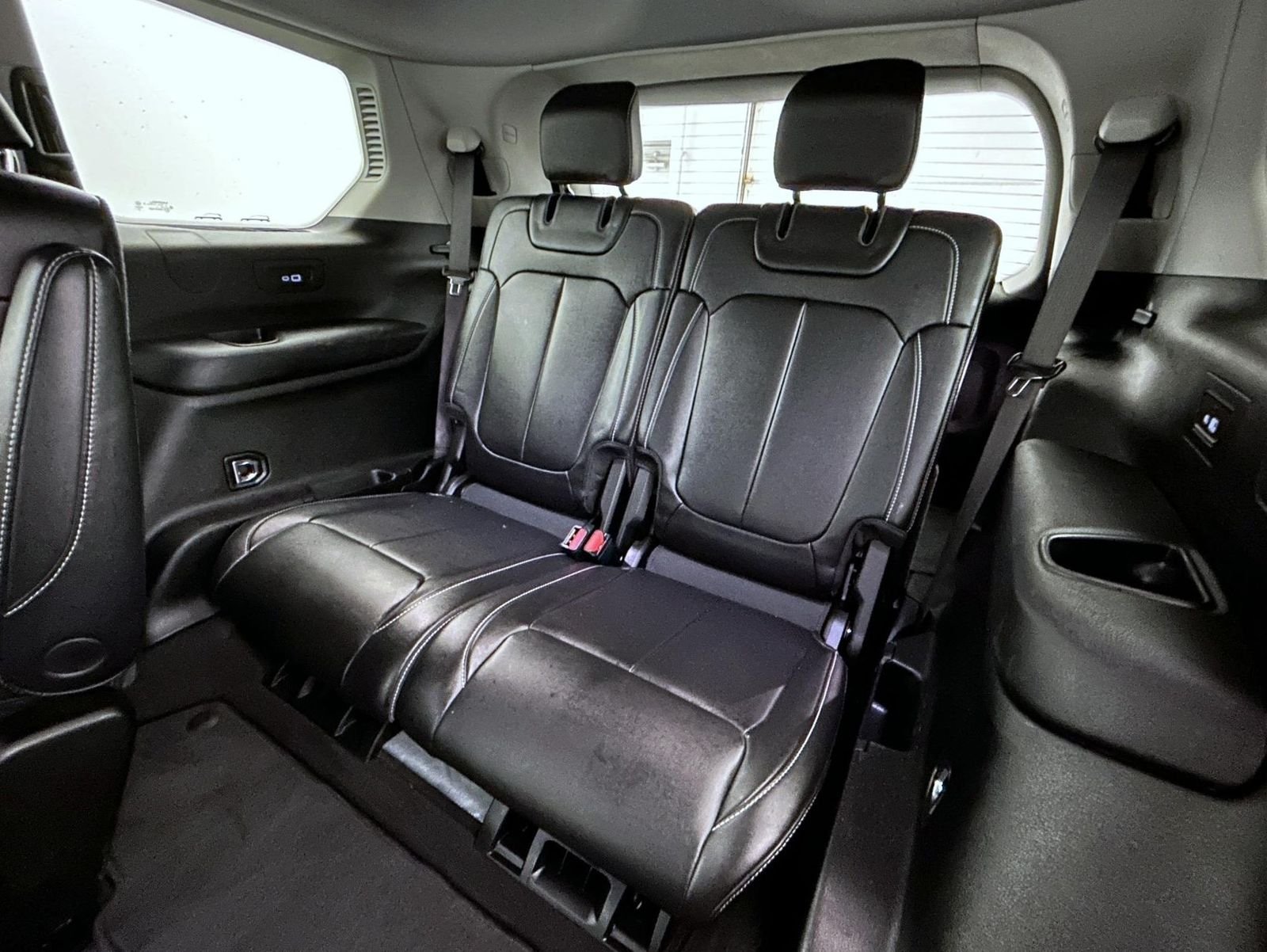 Used 2022 Gray Jeep Limited image 20