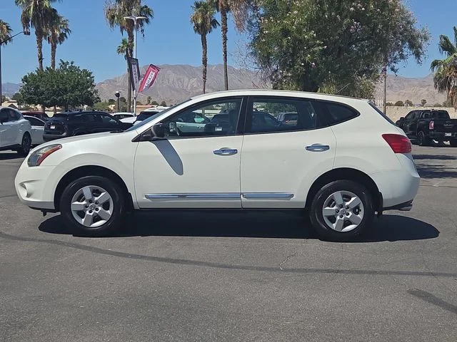 Used 2014 Pearl White Nissan S image 14