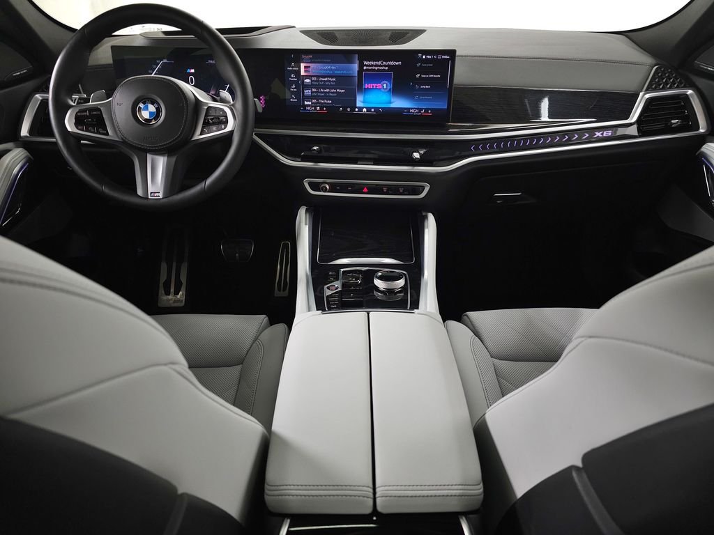 Used 2024 Gray Metallic BMW xDrive40i image 15